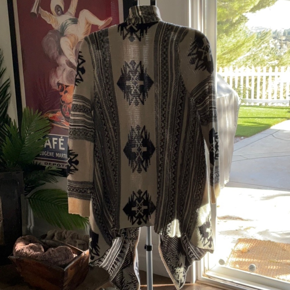 ☮️ Knit. Sweater - Picture 2 of 5